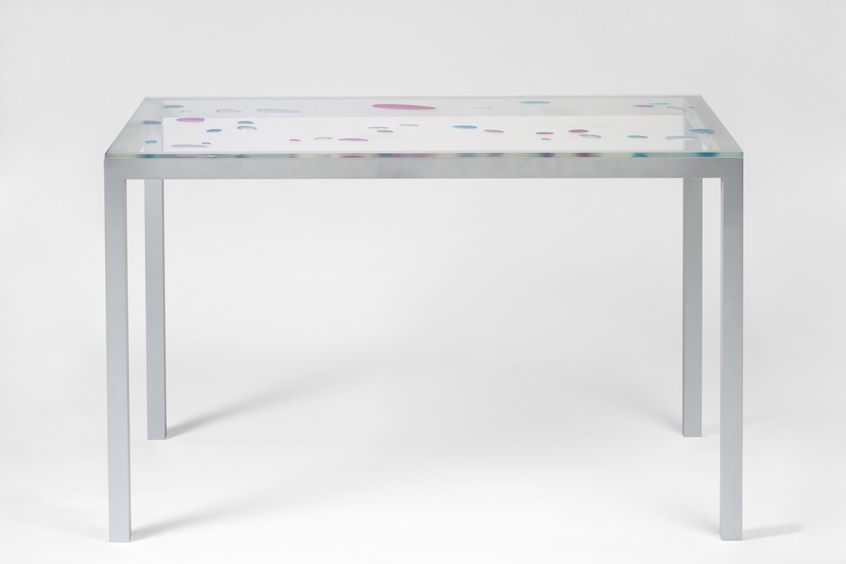 Flavie Audi I-Land desk